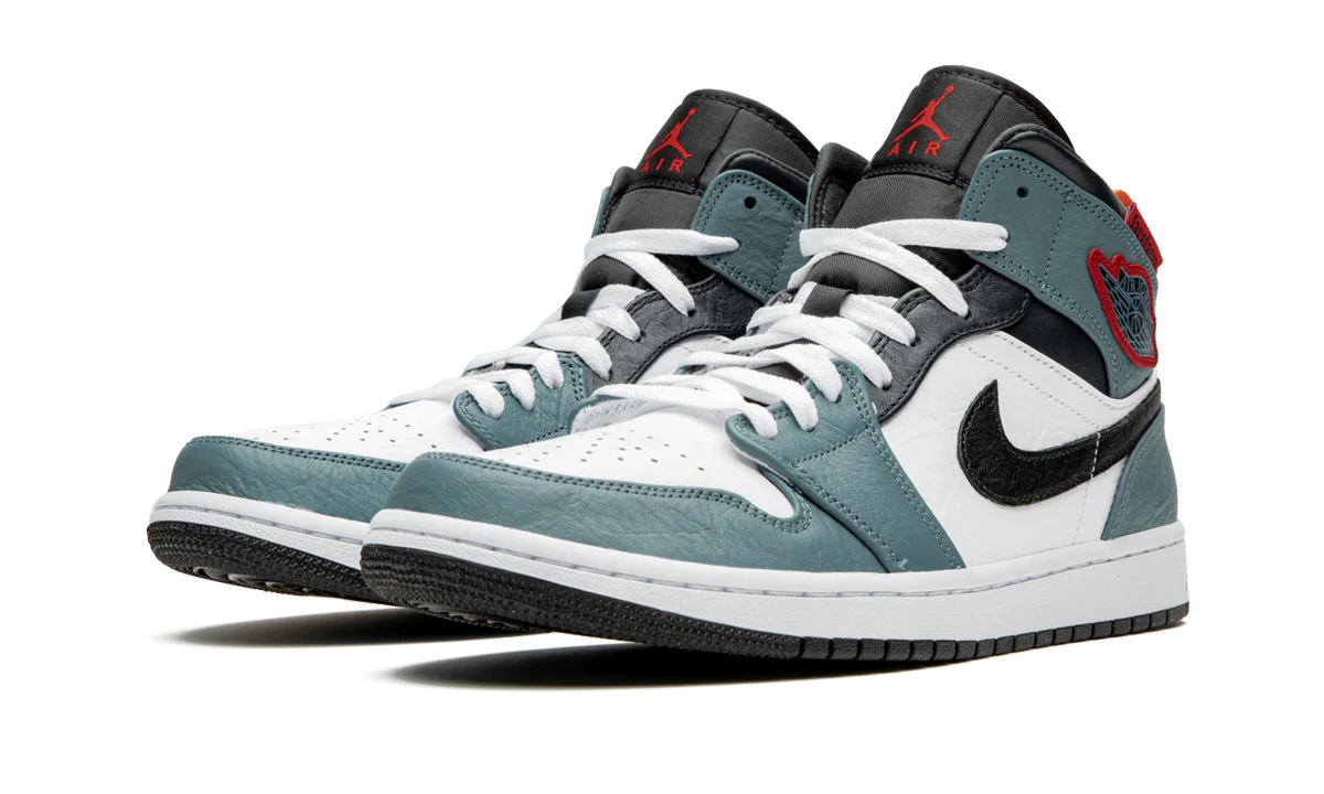 Air Jordan 1 Mid "Facetasm - Fearless" CU2802 100 - Image 2