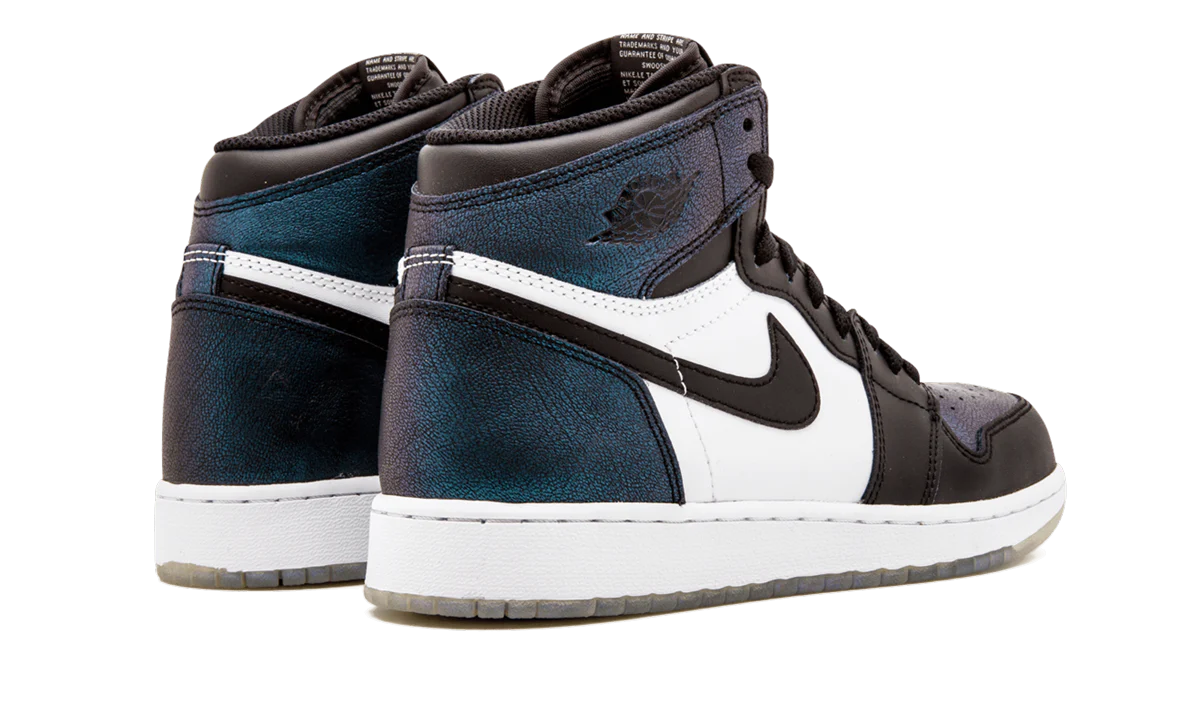 Air Jordan 1 Retro HI OG GS 907959 015 - Image 3