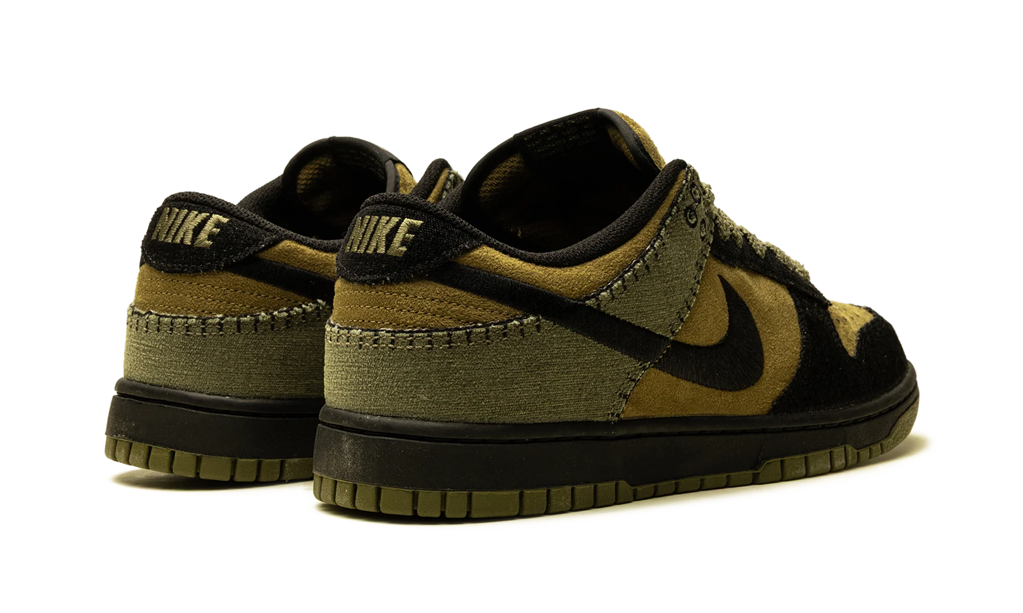Dunk Low Retro SE "Camo Olive" HV4452 300 - Image 3