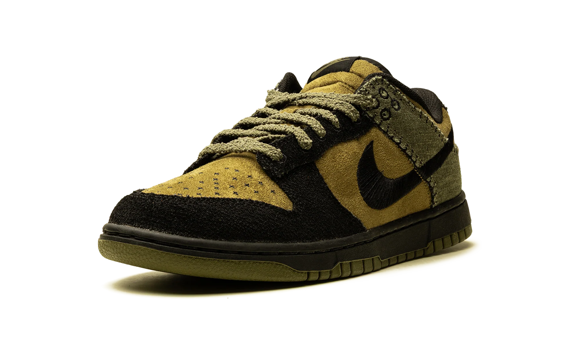 Dunk Low Retro SE "Camo Olive" HV4452 300 - Image 4