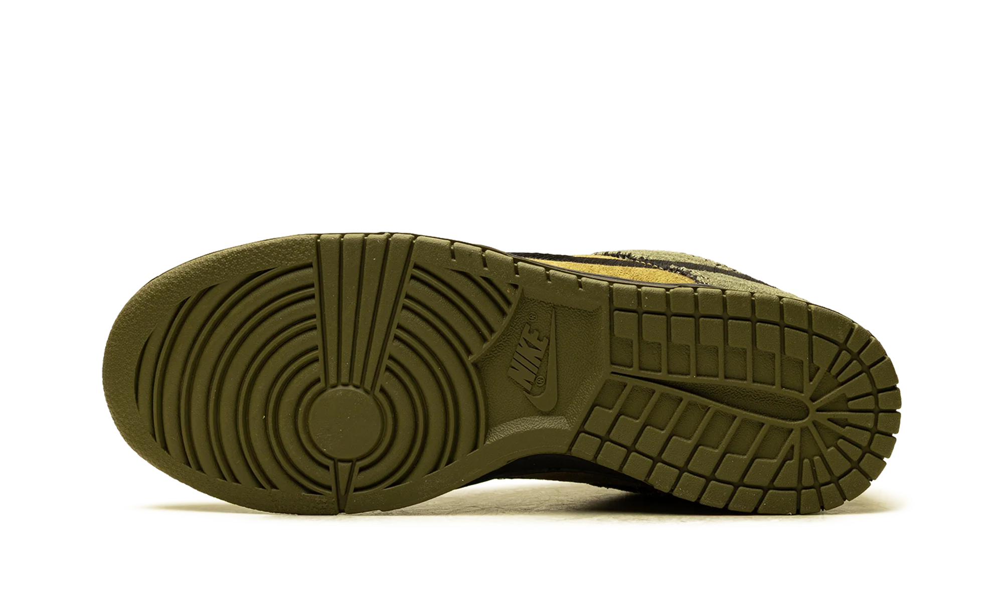 Dunk Low Retro SE "Camo Olive" HV4452 300 - Image 5