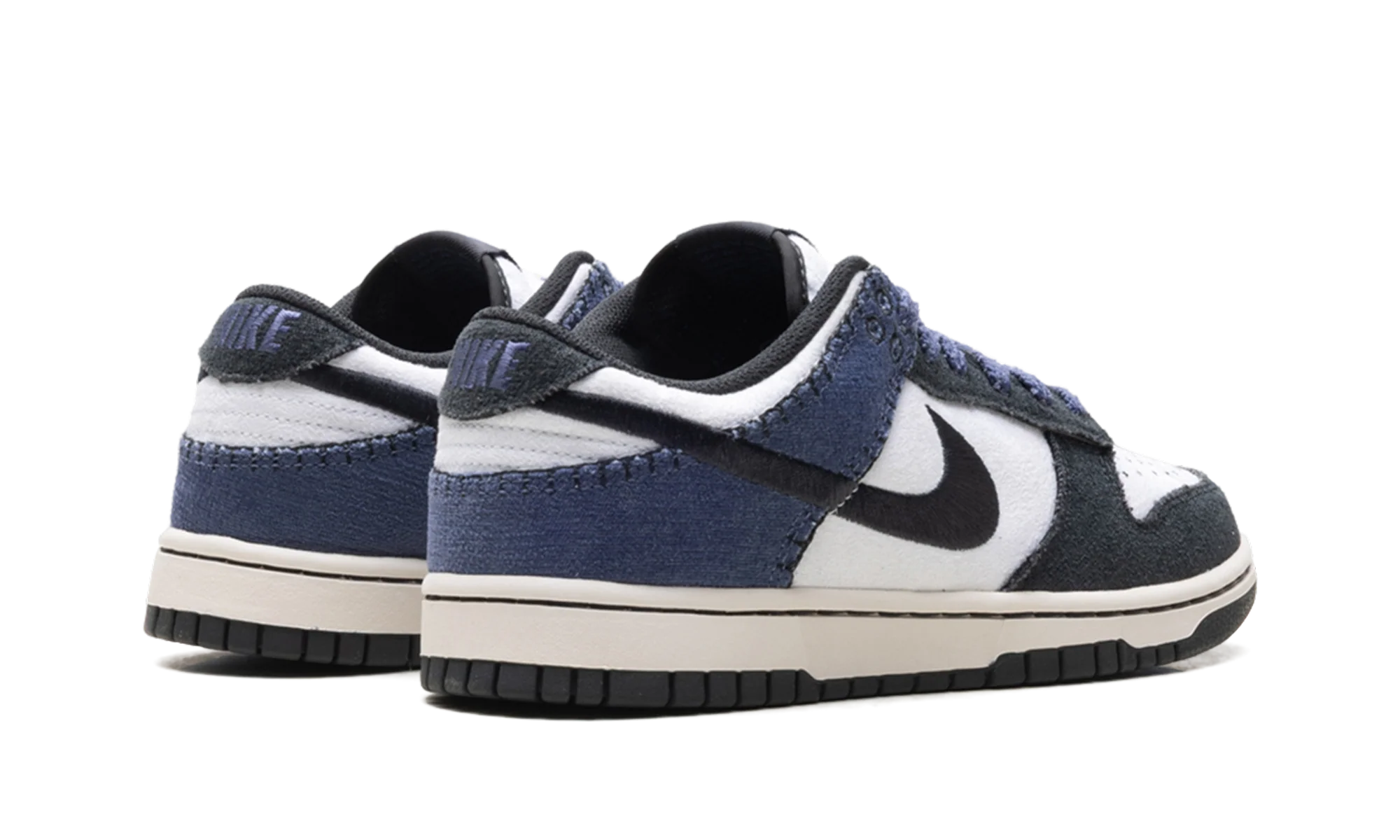 Dunk Low Retro SE "Sanded Purple" HV4452 100 - Image 3