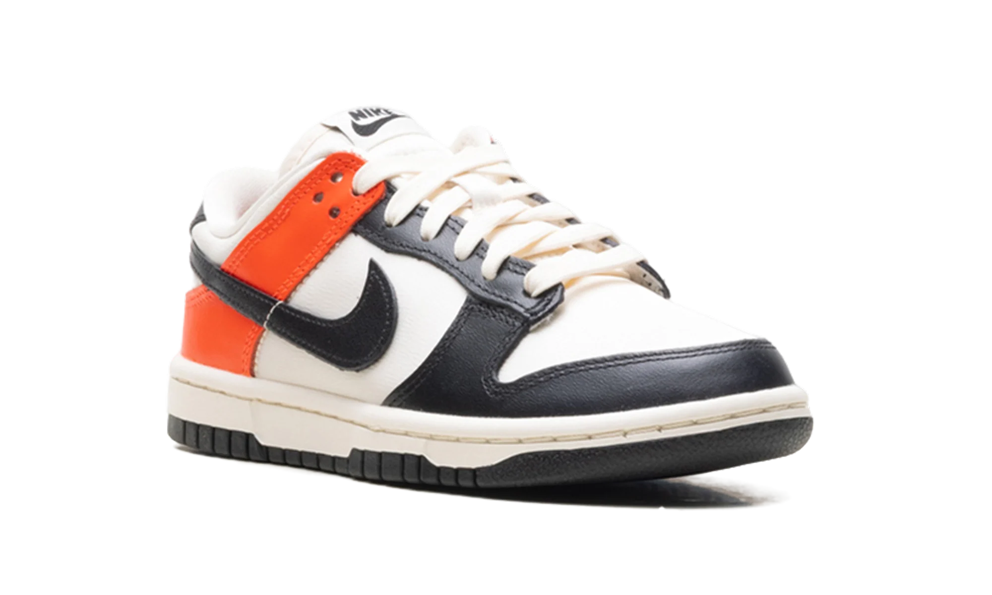 Dunk Low WMNS "Black Toe Bright Crimson" HQ3423 635 - Image 6