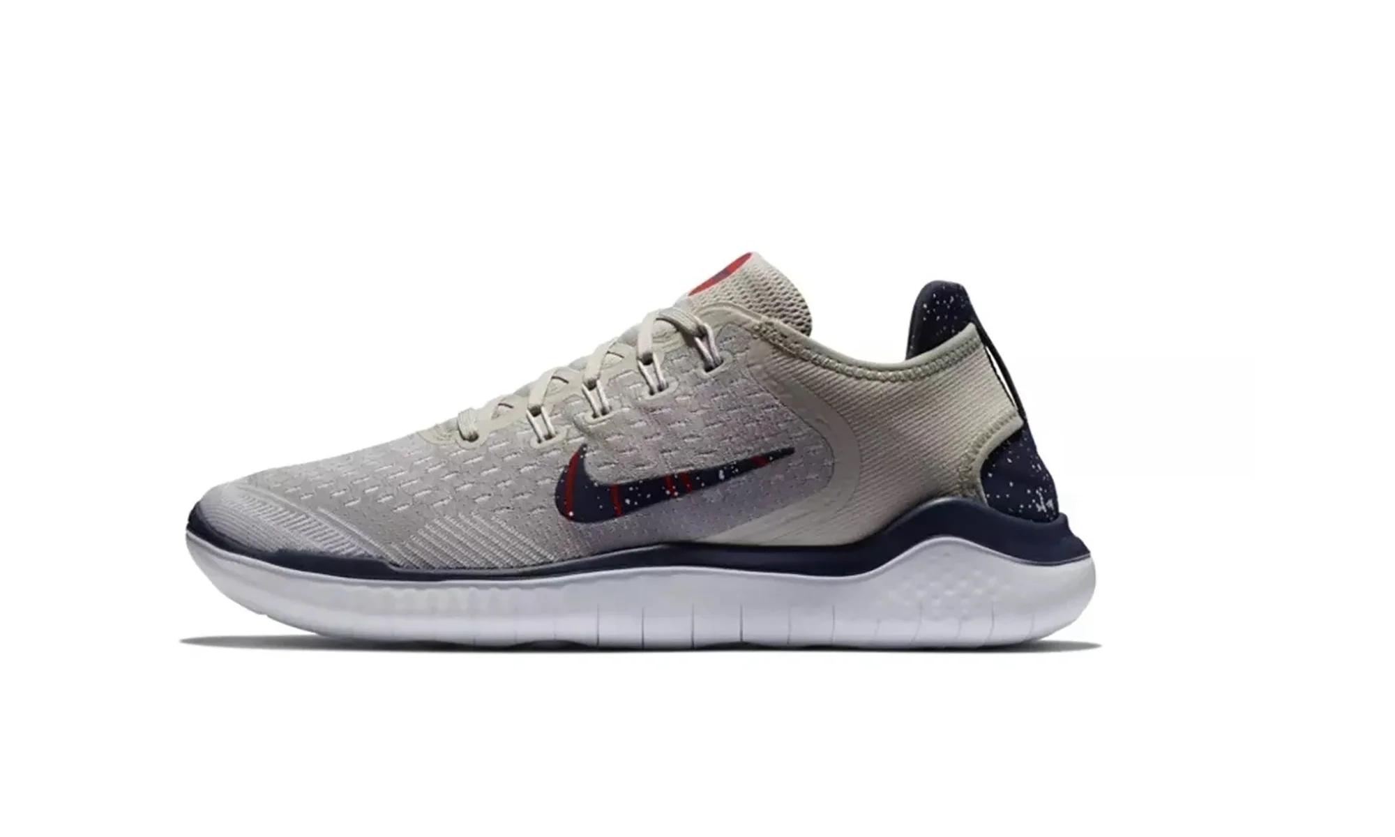 Free RN 2018 "White / Black" AQ0557 200