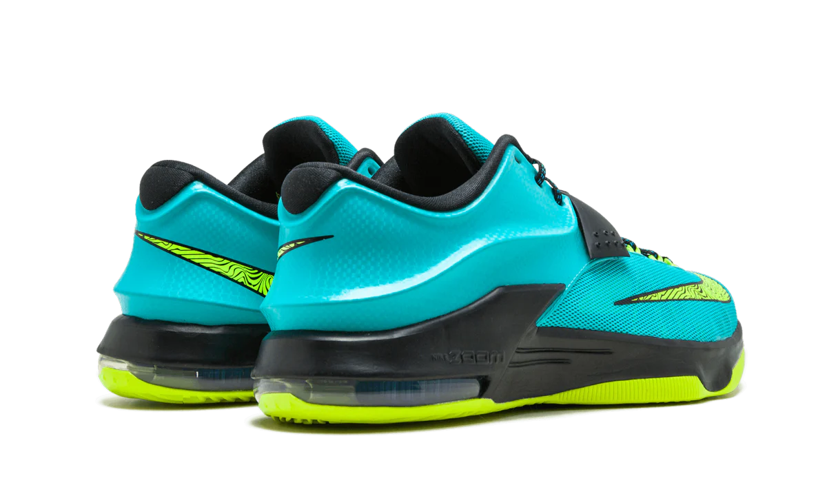 KD 7 653996 370 - Image 3