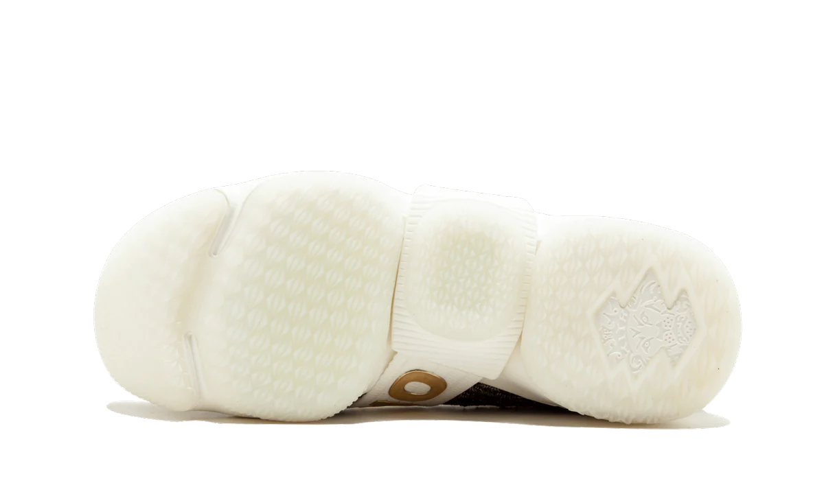 Lebron XV LIF "Long Live The King/KITH" AO1068 900 - Image 5