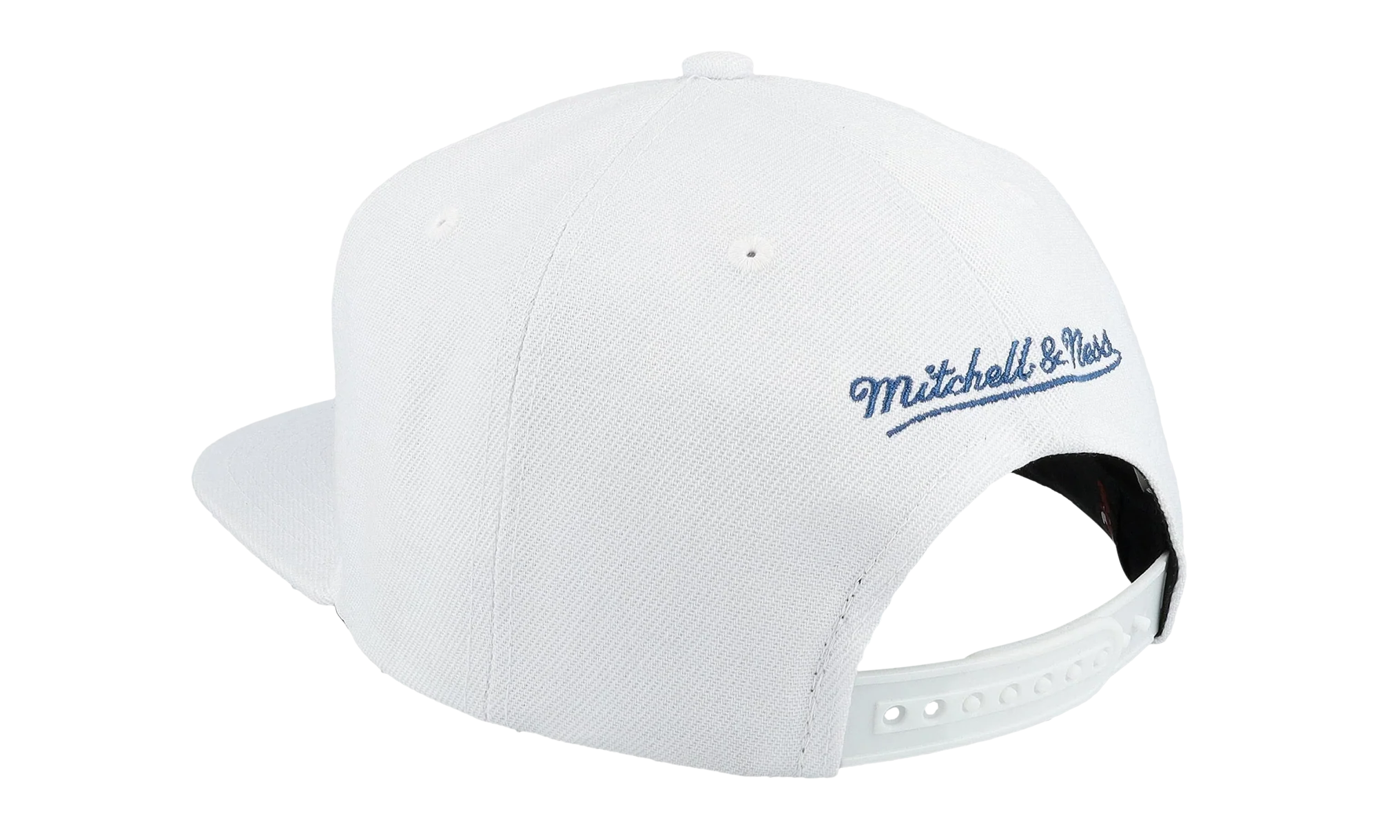 NBA Hardwood Classics 97 Champ Flipside Snapback Cap "Chicago Bulls - White" HS8712 CBUWHIT - Image 2