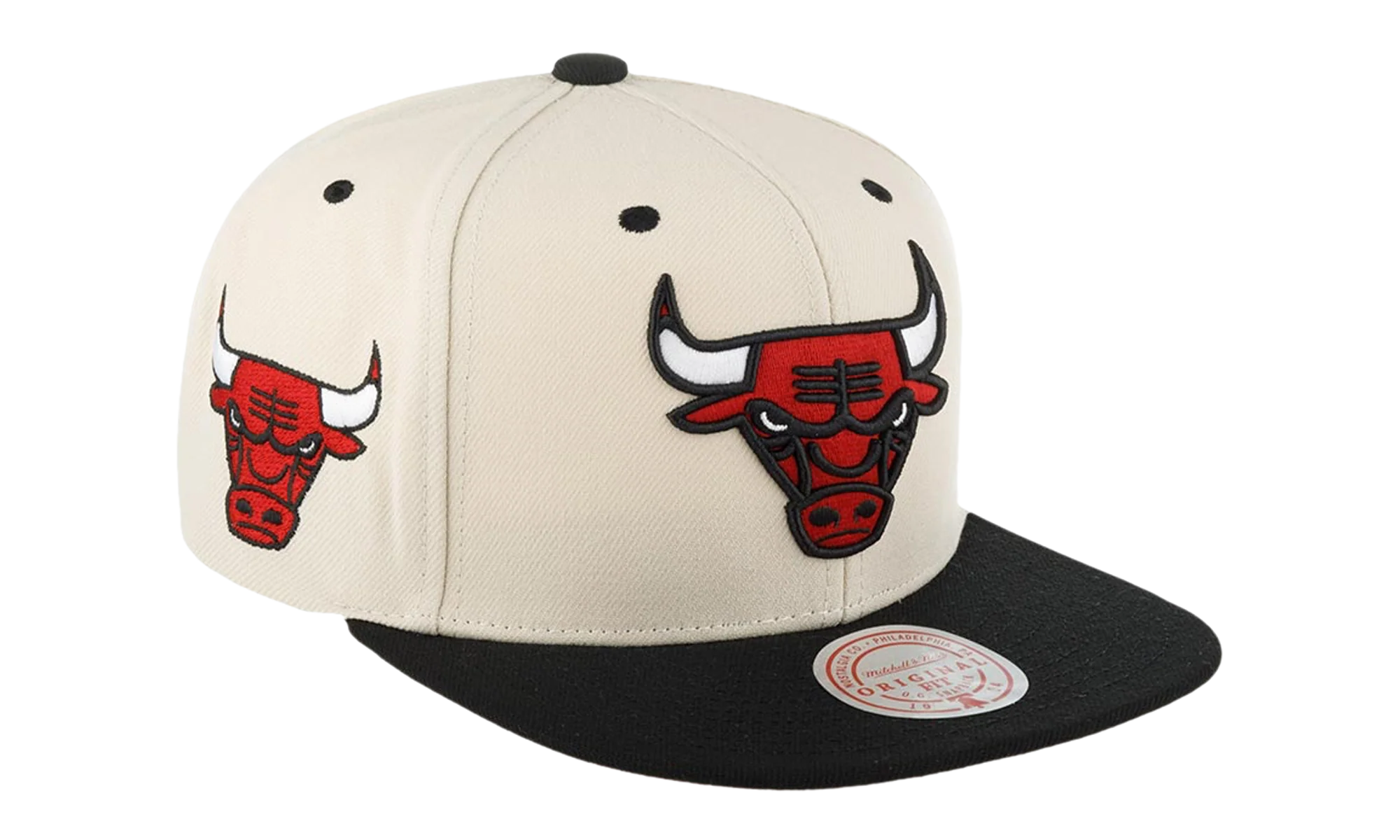 NBA Sail 2 Tone Snapback Cap "Chicago Bulls - Off White" 6HSSLD21078 CBUOFWH - Image 2