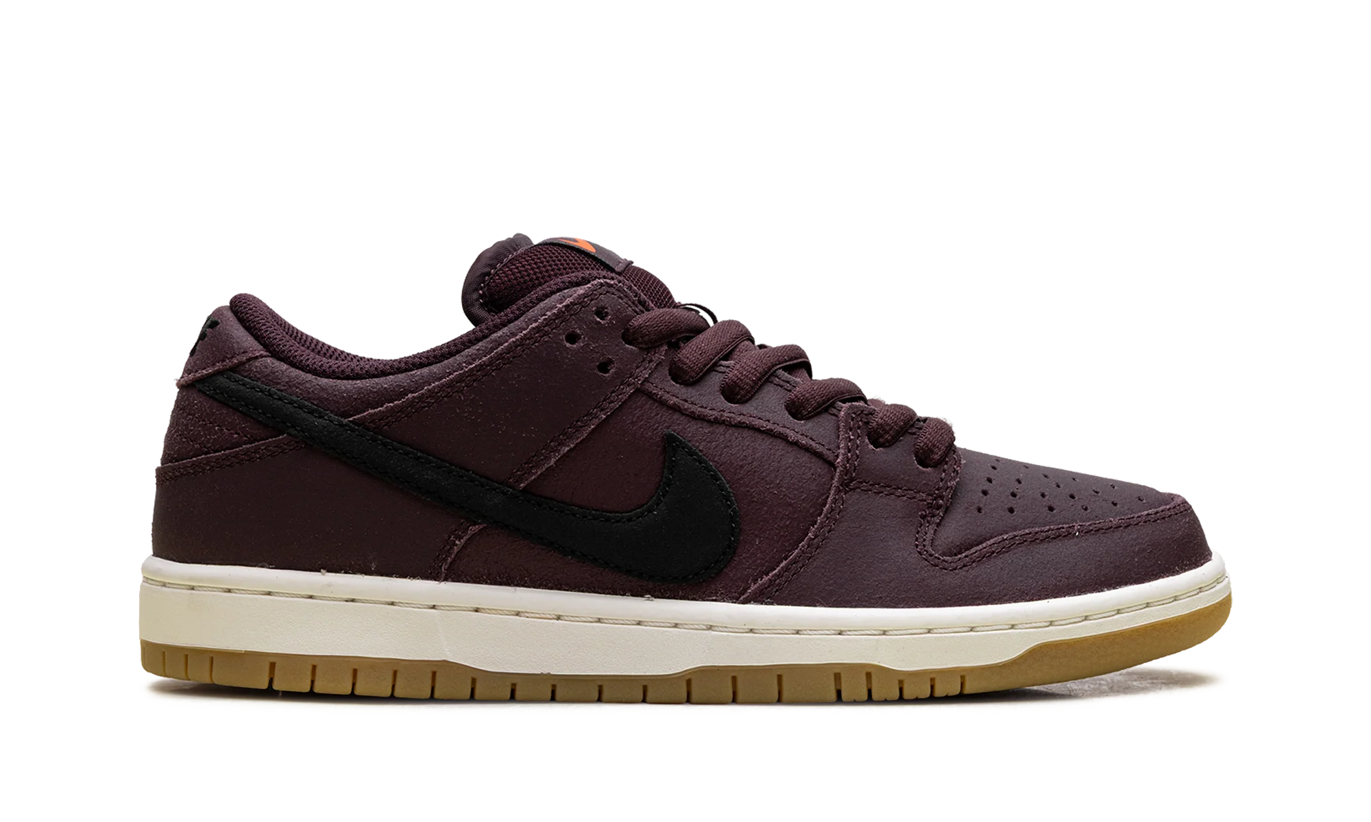 SB Dunk Low Pro "Burgundy Crush" IO2304 600 - Image 6