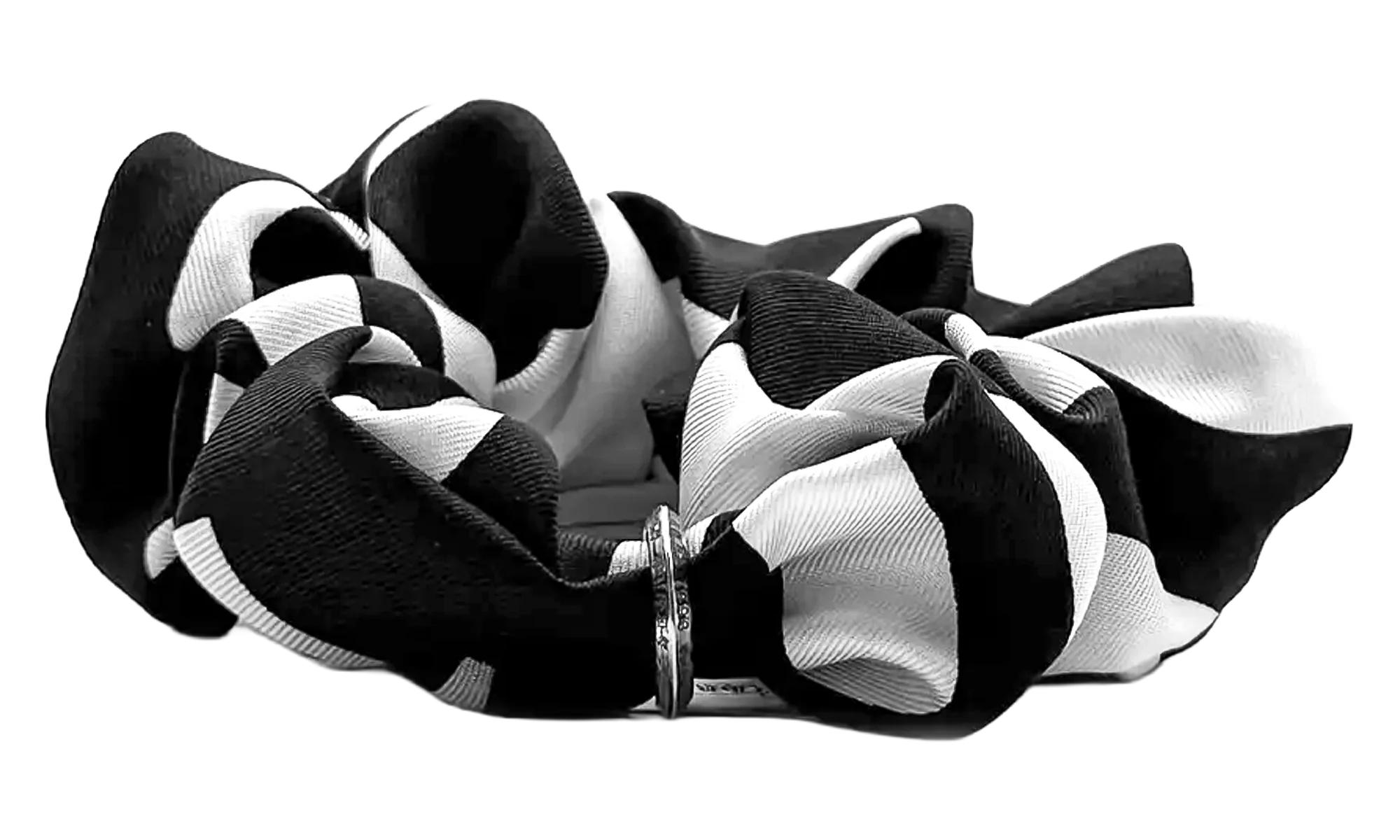 Silk Scrunchie "Black / White" CHRM0862 - Image 2