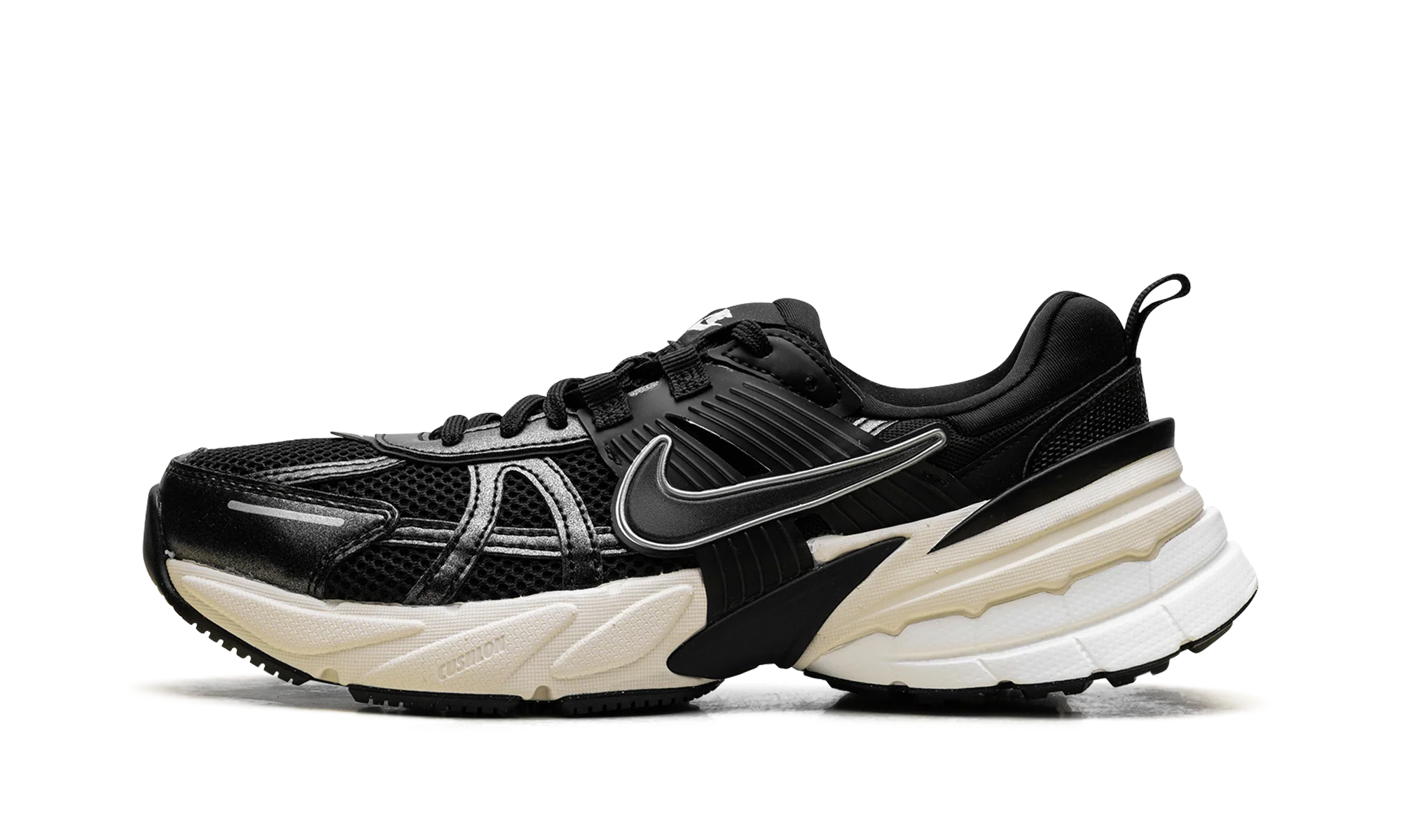 V2K Run WMNS "Black Muslin" FD0736 012