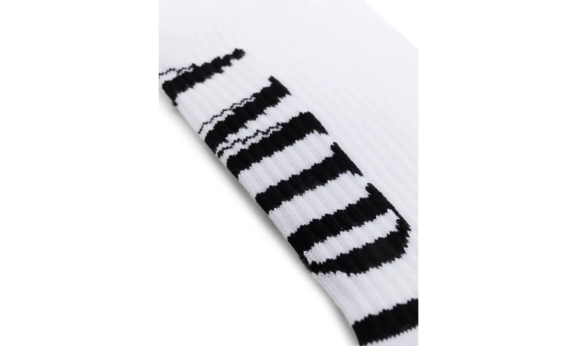 Vertical Logo Socks "White / Black" PF22MHR002 111 - Image 2